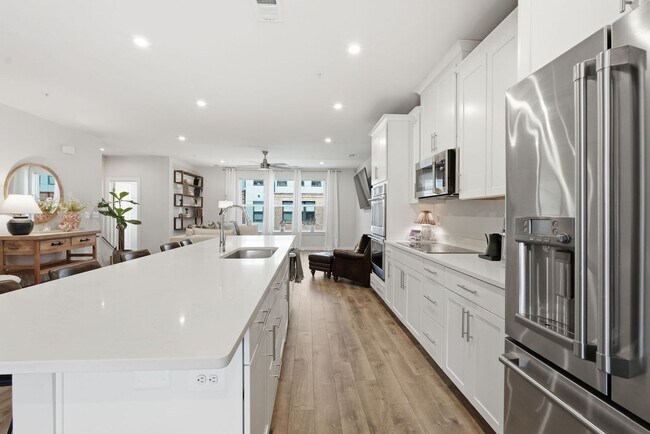 Building Photo - Experience upscale living in one of Ashburn’s most desirable communities.