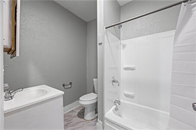 Building Photo - 288 Driving Park Ave