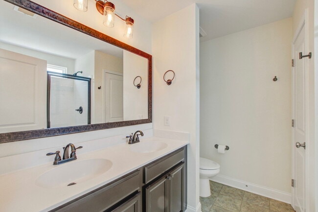 Building Photo - 135 Fulmar Pl