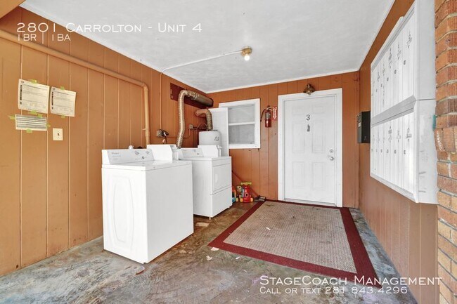 Building Photo - 2801 Carrolton-Unit 4
