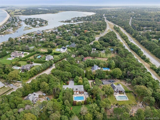 Building Photo - 138 North Rd