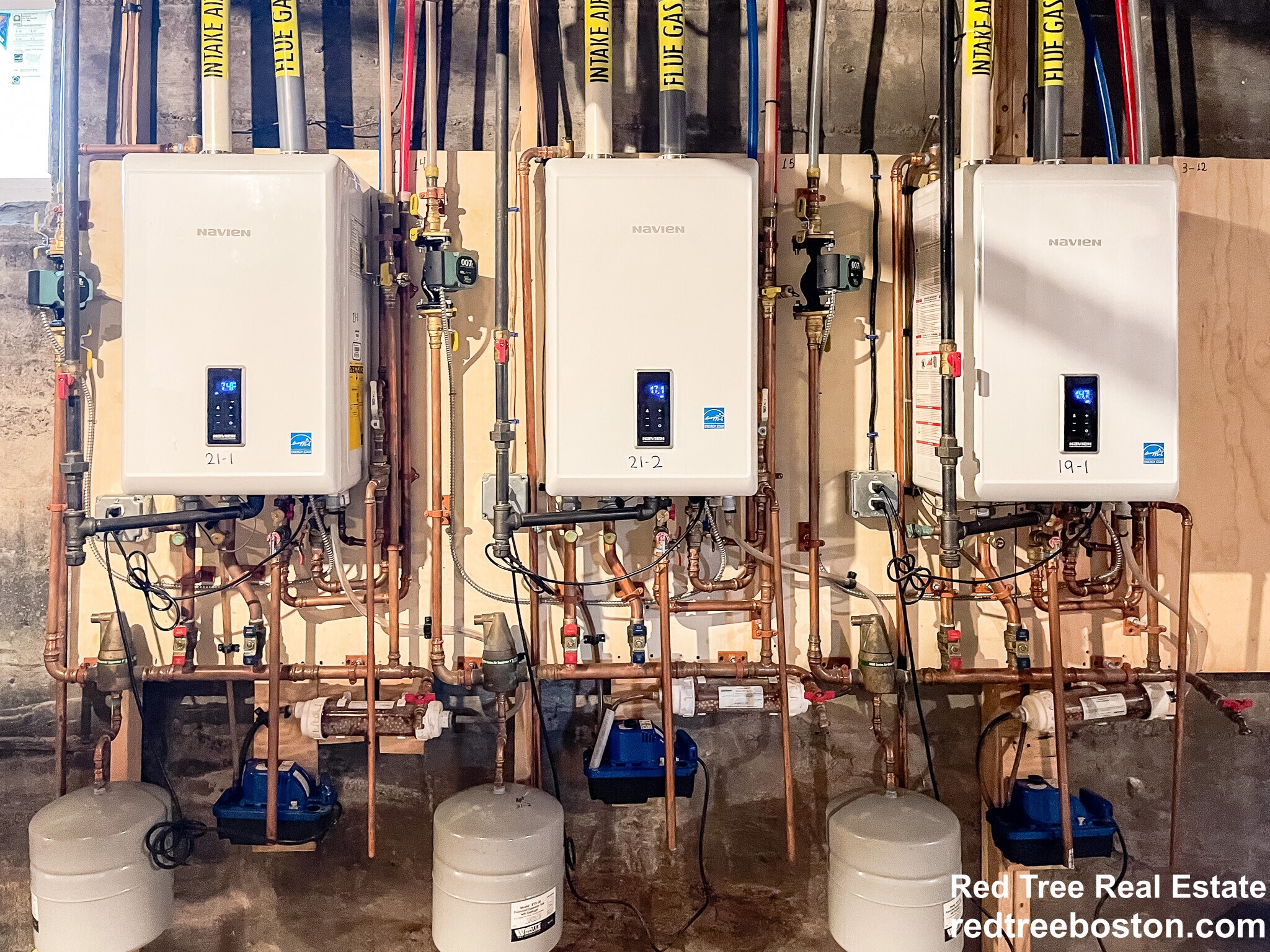 Building Photo - 21 Town Hill St