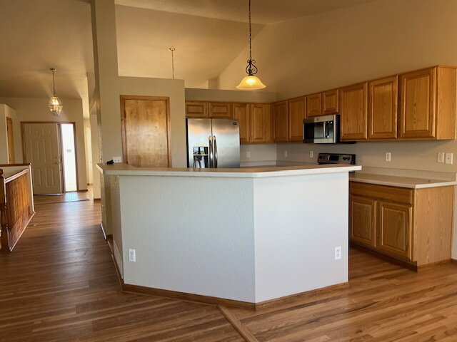 Building Photo - Spacious 4-Bed, 3-Bath Home for Rent in Be...