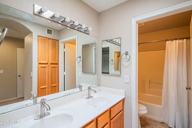 Building Photo - 18617 N 35th St