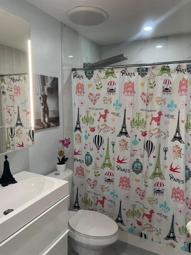 Building Photo - 11501 NW 89th St