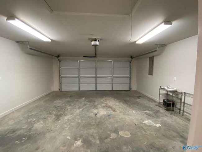 Building Photo - 22873 Horseshoe Bend