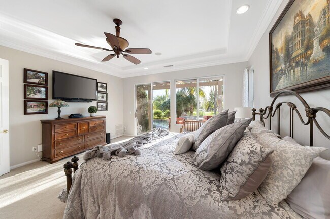 Building Photo - 60602 Juniper Ln