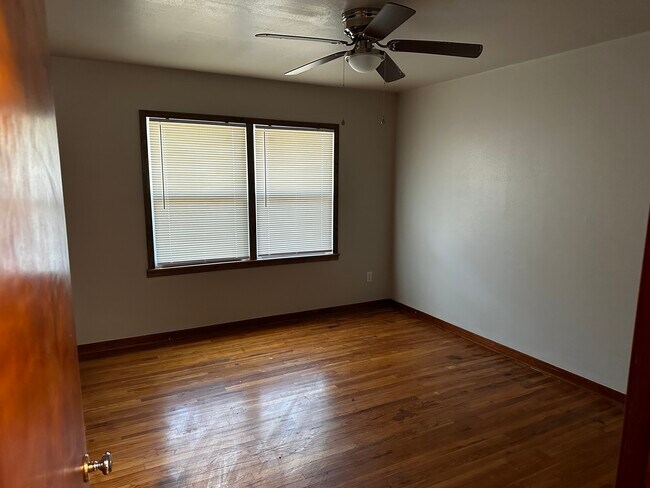 Bedroom 3 - 2503 Oak Dr