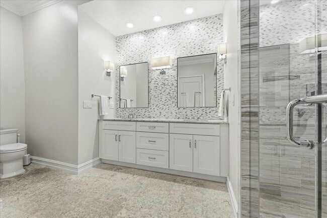 Building Photo - 459 NE 15th Ave