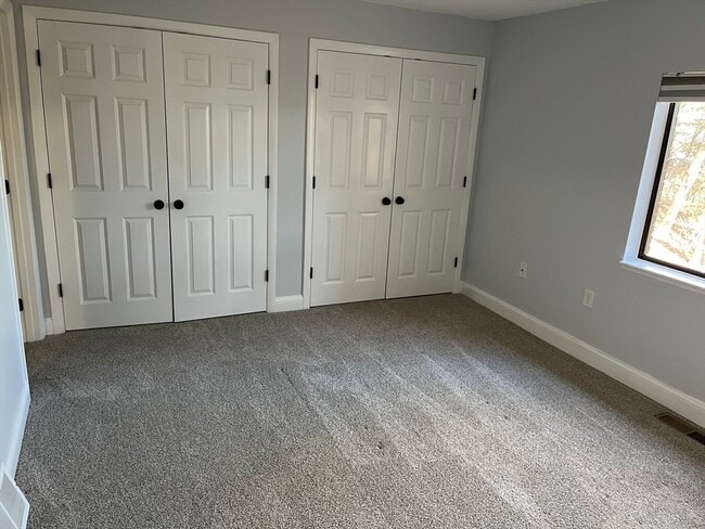 Building Photo - 37 Highwood Dr