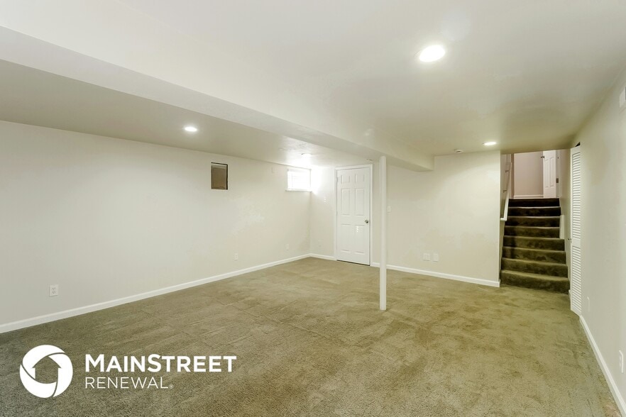 Building Photo - 813 NE 113th Terrace