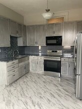 Building Photo - Sunflower Estate LLC