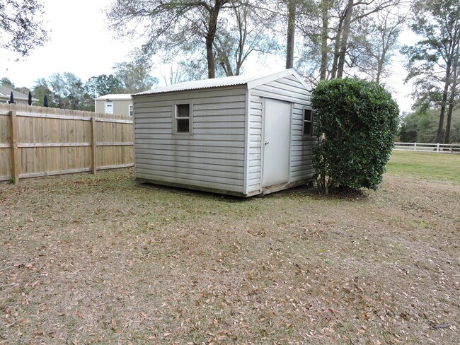 Building Photo - 5831 Buckskin Ct