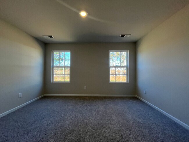 Building Photo - Brand New 3/2.5 Townhome Available In Reidville - Ready To Move In!