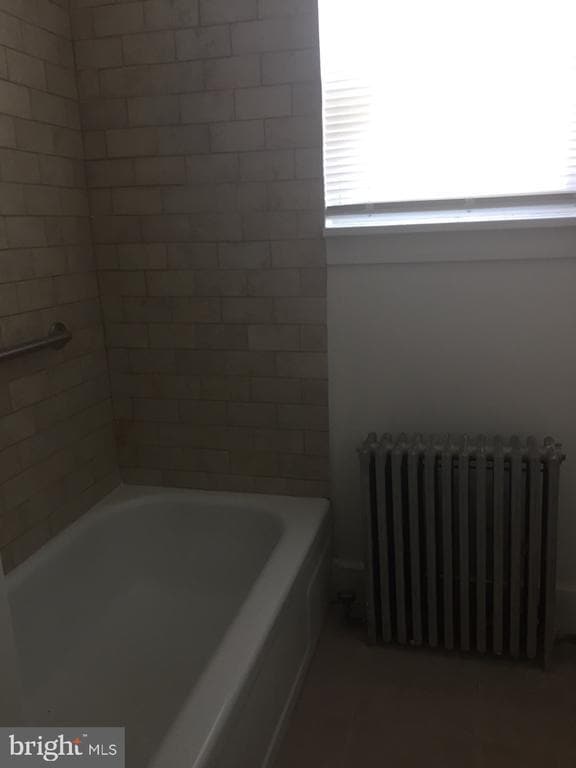 Building Photo - 300 E 23rd St