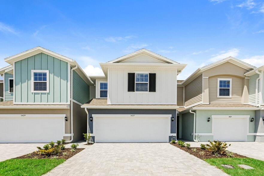 Building Photo - 1427 Tristar Dr