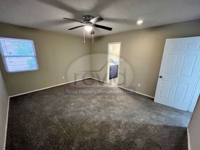 Building Photo - 4757 Northfield Cir