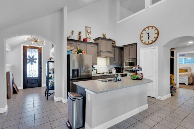 Building Photo - 1129 Snowy Owl Dr