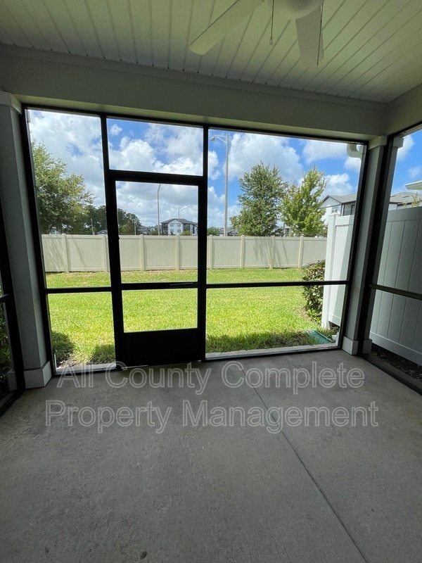 Building Photo - 12804 Josslyn Ln