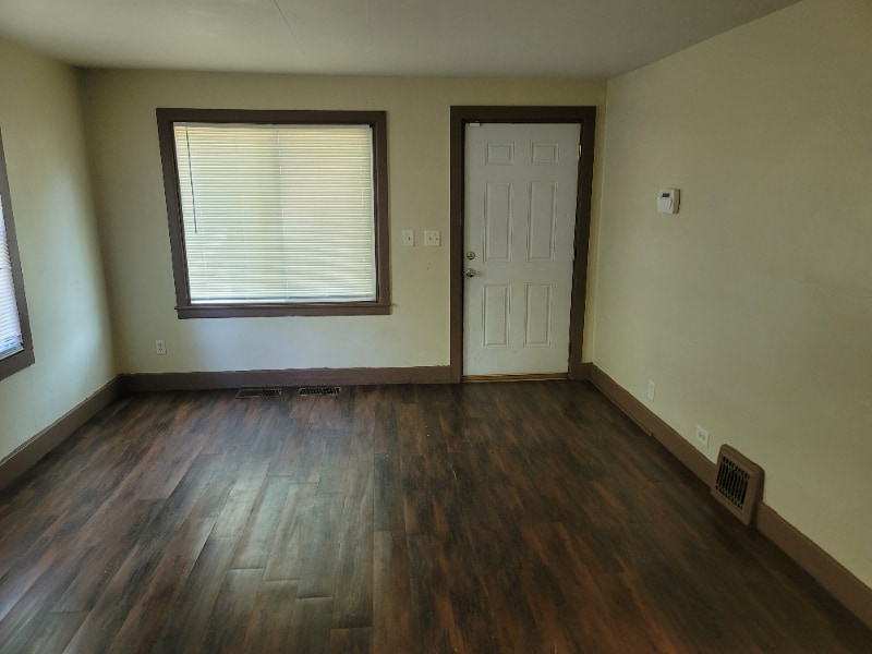 Building Photo - 2027 Hatch Ave