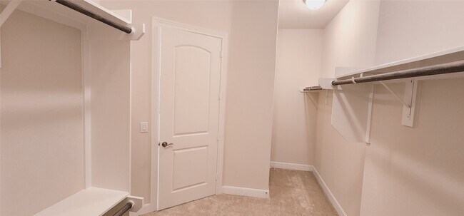 Building Photo - 353 Gotland Russ Ln
