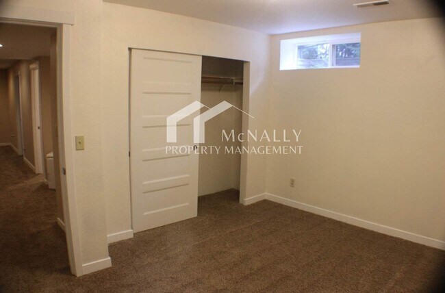 Building Photo - Freshly Updated 4BR Home w/ Finished Basement, New Appliances & RV/Boat Parking