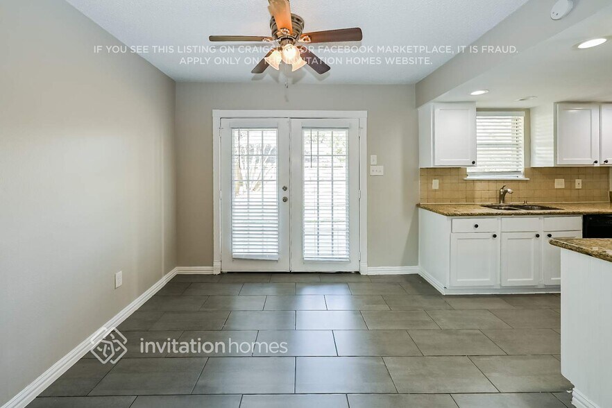 Building Photo - 1810 Runaway Scrape Ct