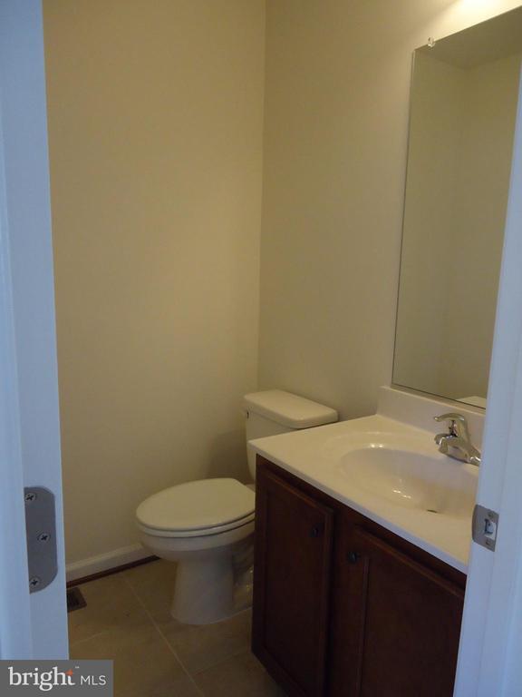 Building Photo - 23196 Westwood Ct