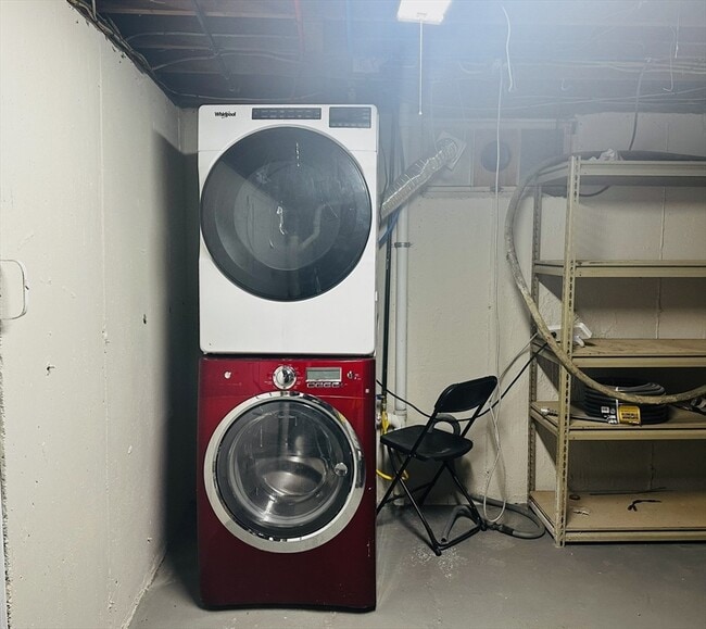 Building Photo - 25 Warren Ave