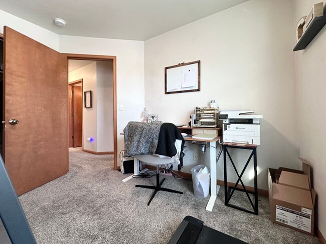 Building Photo - 1170-1172-1172 S Atrium Ct