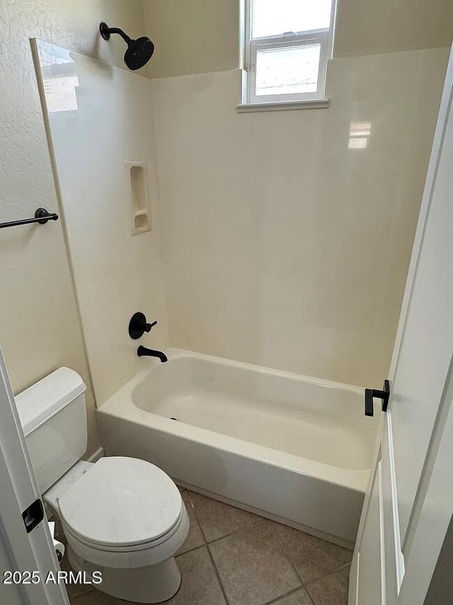 Building Photo - 2909 N 48th St