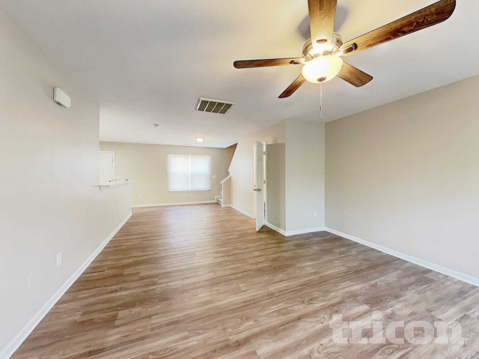 Building Photo - 1316 Crandon Dr