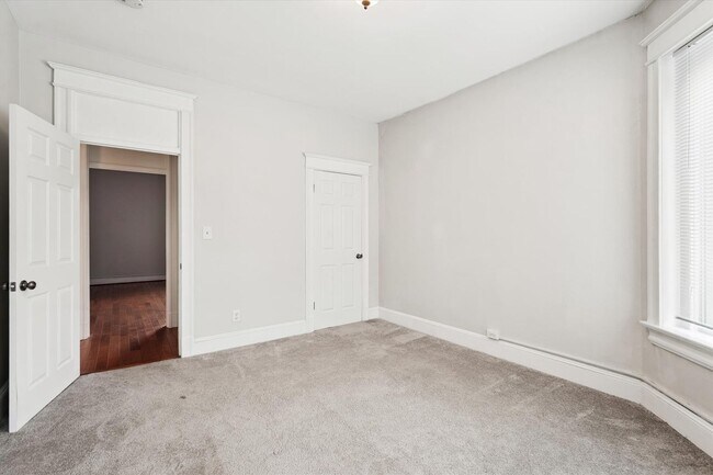 Building Photo - 150 Seaton Pl NW