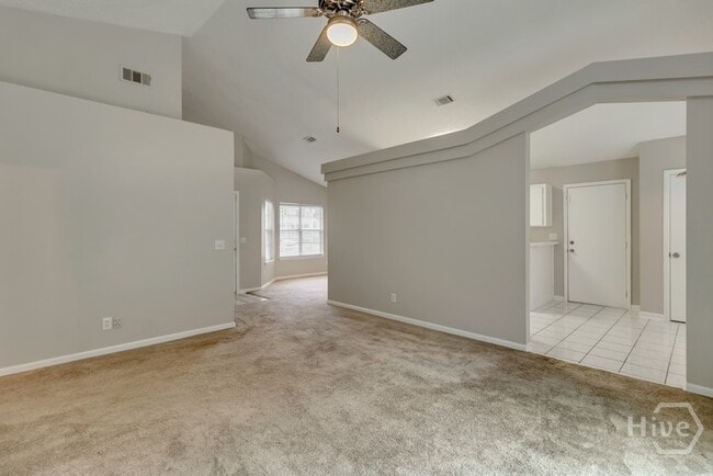 Building Photo - 710 Osprey Dr