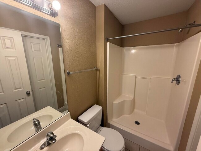 Building Photo - 3922 Snowy Owl Dr