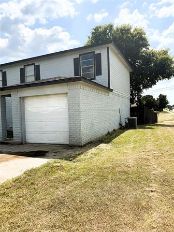 Building Photo - 1025 NW Summercrest Blvd
