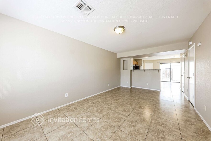 Building Photo - 7801 N 44th Dr