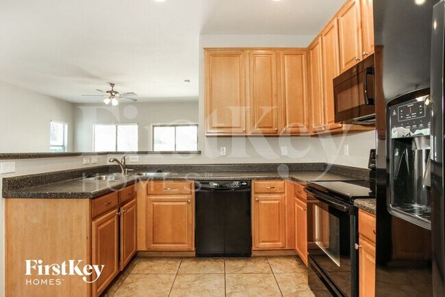 Building Photo - 1293 W Agrarian Hills Dr