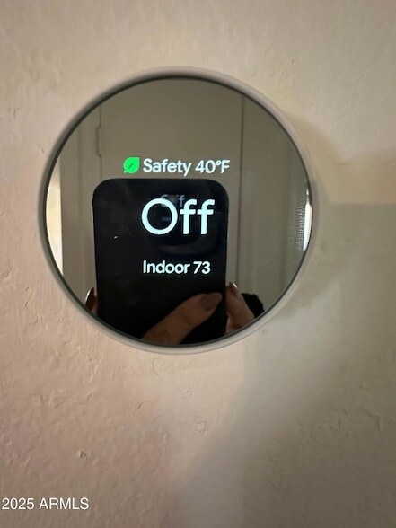 Building Photo - 2535 E Maryland Dr