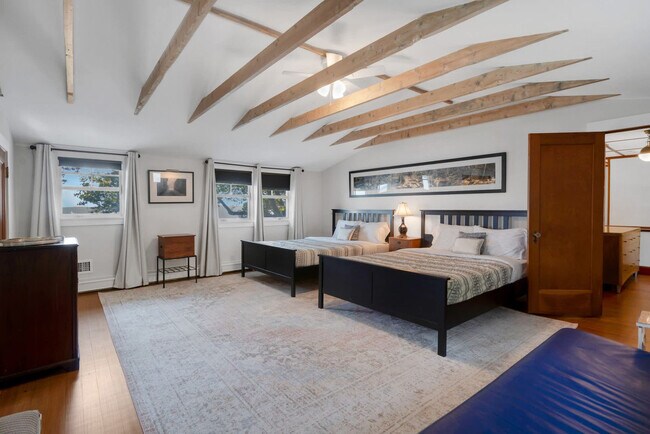 Building Photo - 912 Peconic Bay Blvd