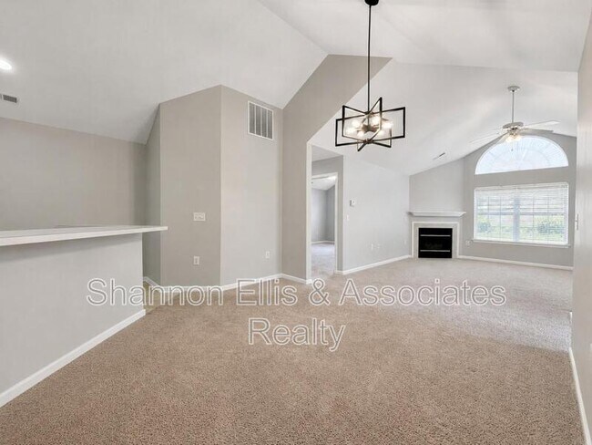 Building Photo - 3057 Orchard Ridge Cir
