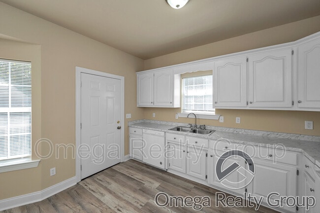 Building Photo - 622 Brandy Dr