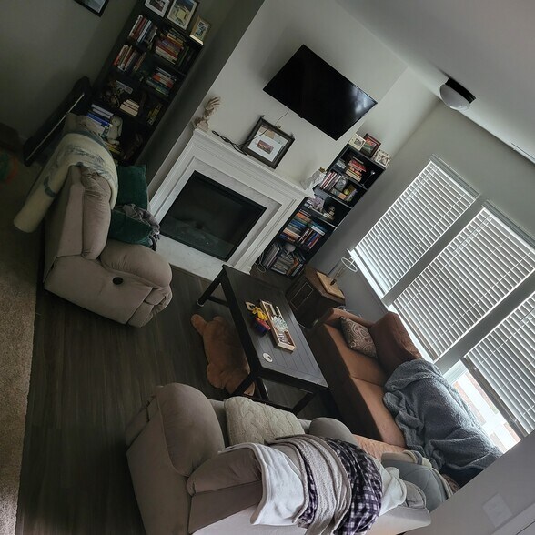 Building Photo - 310 Cloudcroft Aly