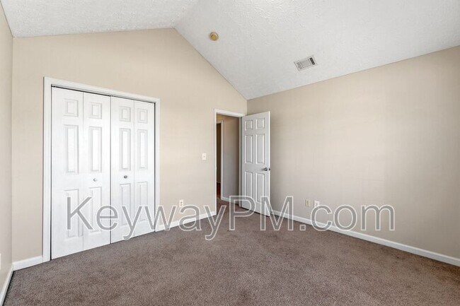 Building Photo - 296 High Meadows Cir