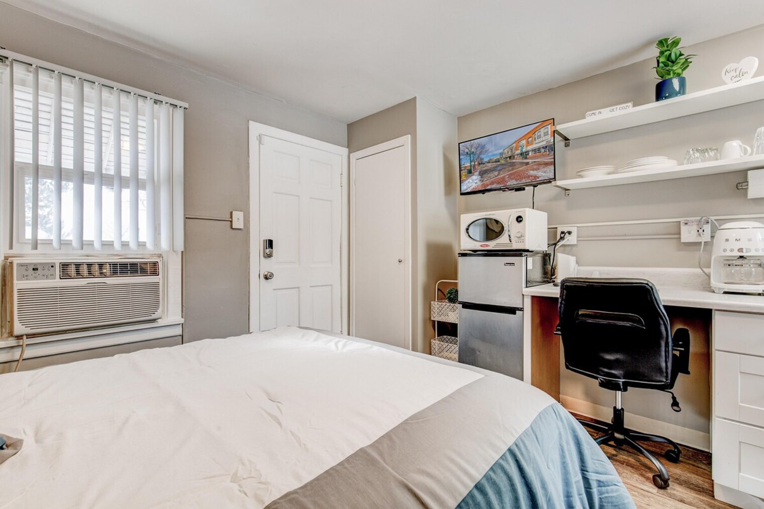 Building Photo - 5721 Wadsworth Bypass