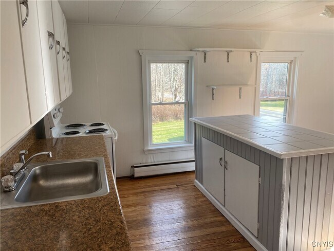 Building Photo - 660 County Rte 1