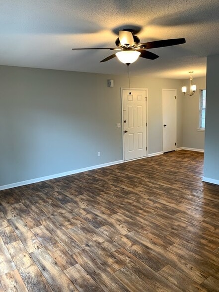 Building Photo - 1600 Rucker Blvd