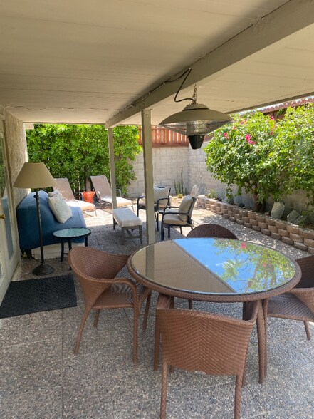 Building Photo - 777 E San Lorenzo Rd