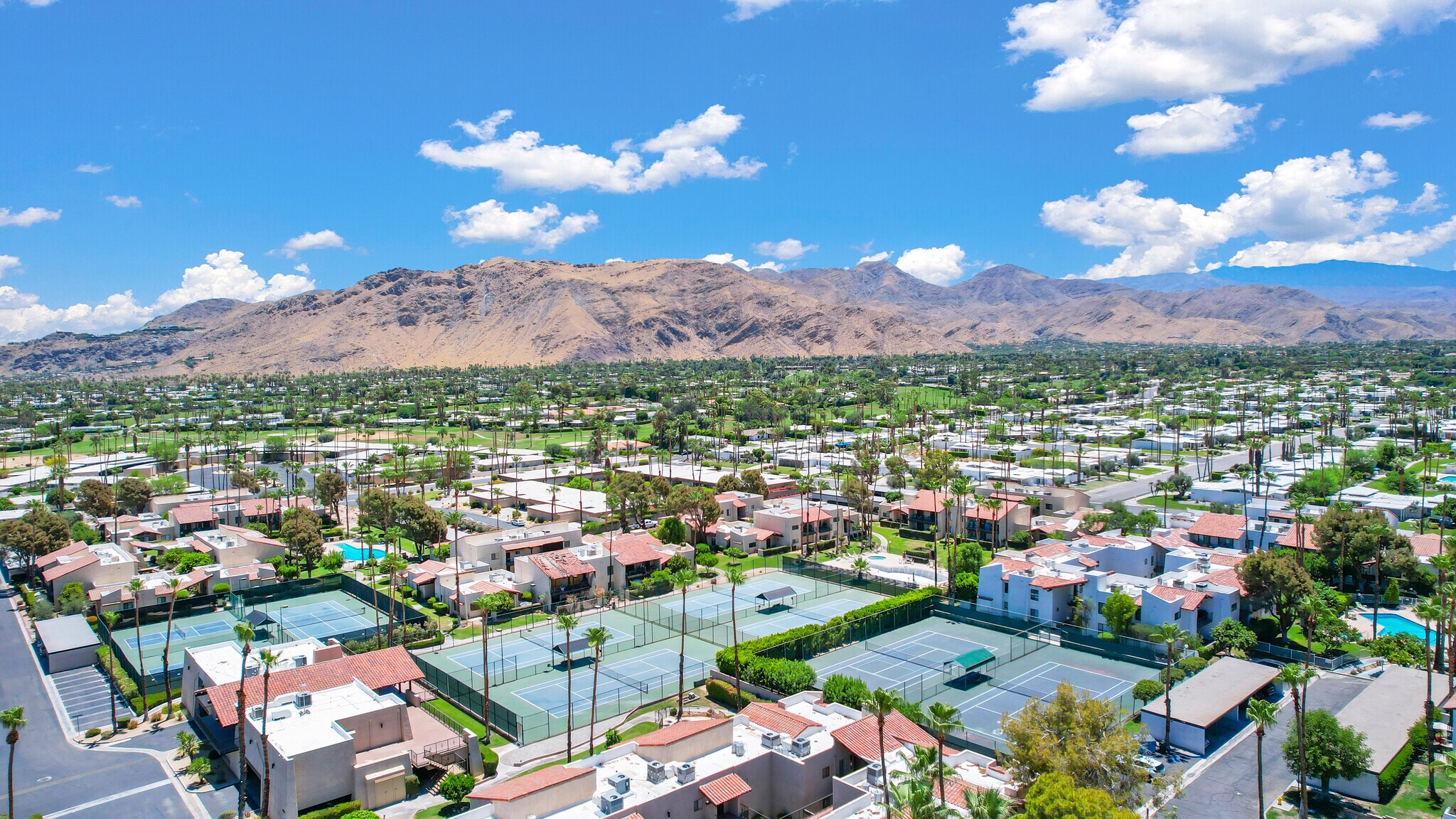 Building Photo - 2170 S Palm Canyon Dr