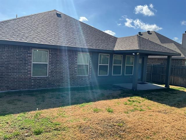 Building Photo - 233 Valley View Dr